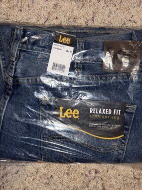 Lee Men’s Relaxed Fit Straight Leg Jeans Medium Stone